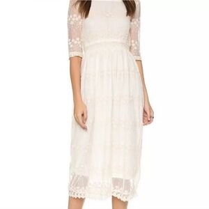 RAGA The Harper Lace Eggshell Embroidered Lace Lined Dress Size M/L NWT Romantic